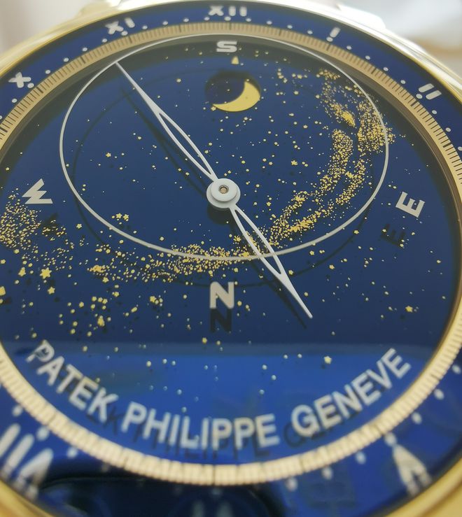 星空腕表的梦幻之美，百达翡丽如何将浩瀚星空微缩至表盘？  第7张