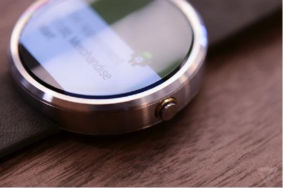 开售的Moto 360怎么样？国外科技网站评测来啦  第1张