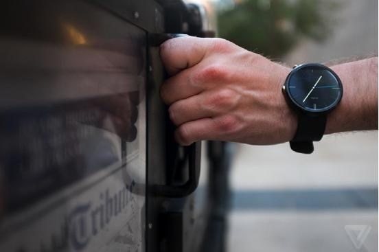 开售的Moto 360怎么样？国外科技网站评测来啦  第4张