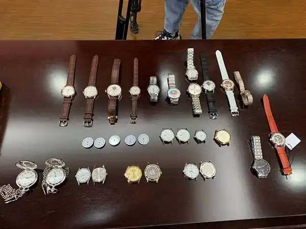 促销后老字号手表销量不升反降？或是盗版三折出售狙击  第1张
